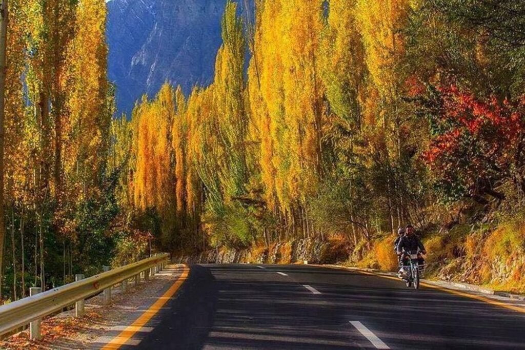 Karakoram Highway KKH with the colours of Autumn in Gilgit Baltistan